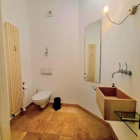 Luxury 3 Bedrooms Apartment *