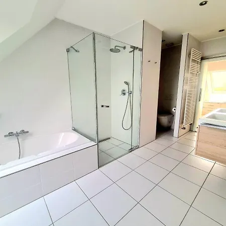 Luxury 3 Bedrooms 公寓 *